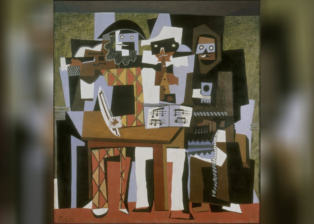1921: Picasso takes Cubism to the next level